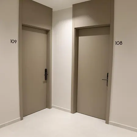 Hotel Luxury *