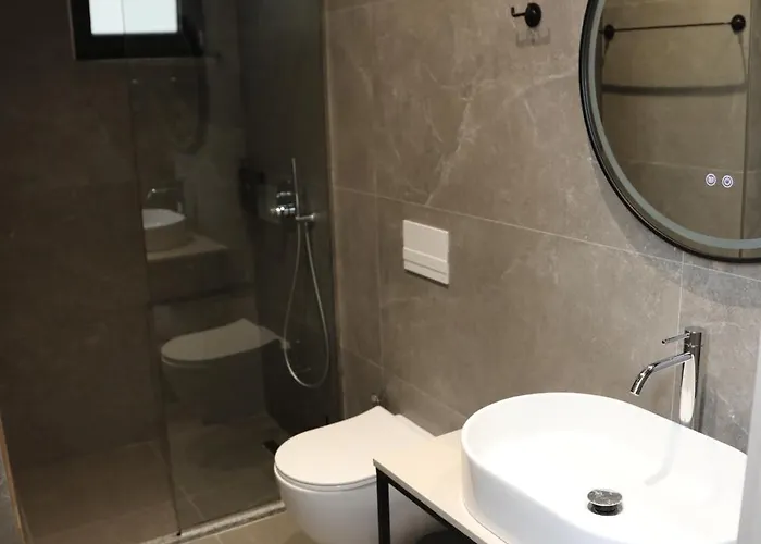 Luxury מלון Krujë