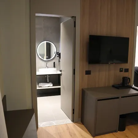 Luxury מלון Krujë